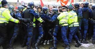 Extremists and anti-fascists clash in UK